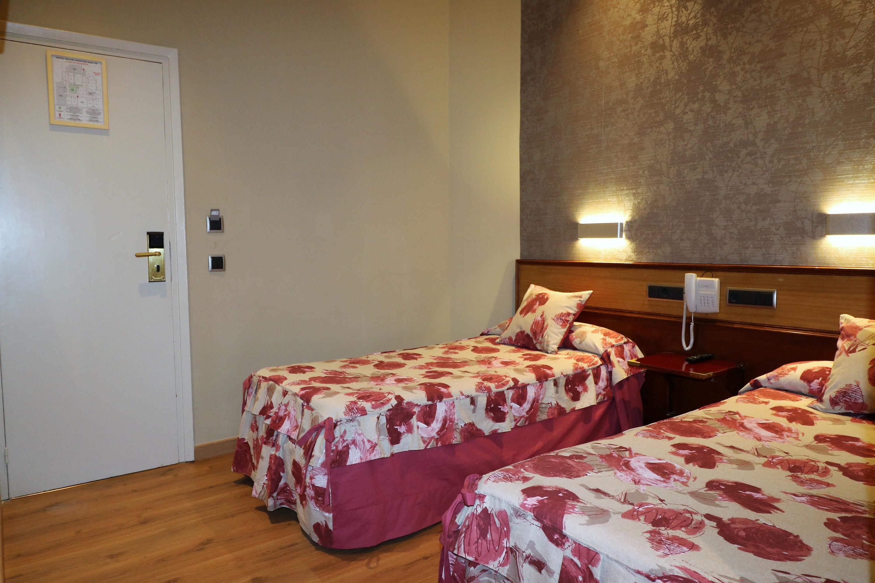 Hostal Hispano - Argentino Gran Via Madrid Luaran gambar