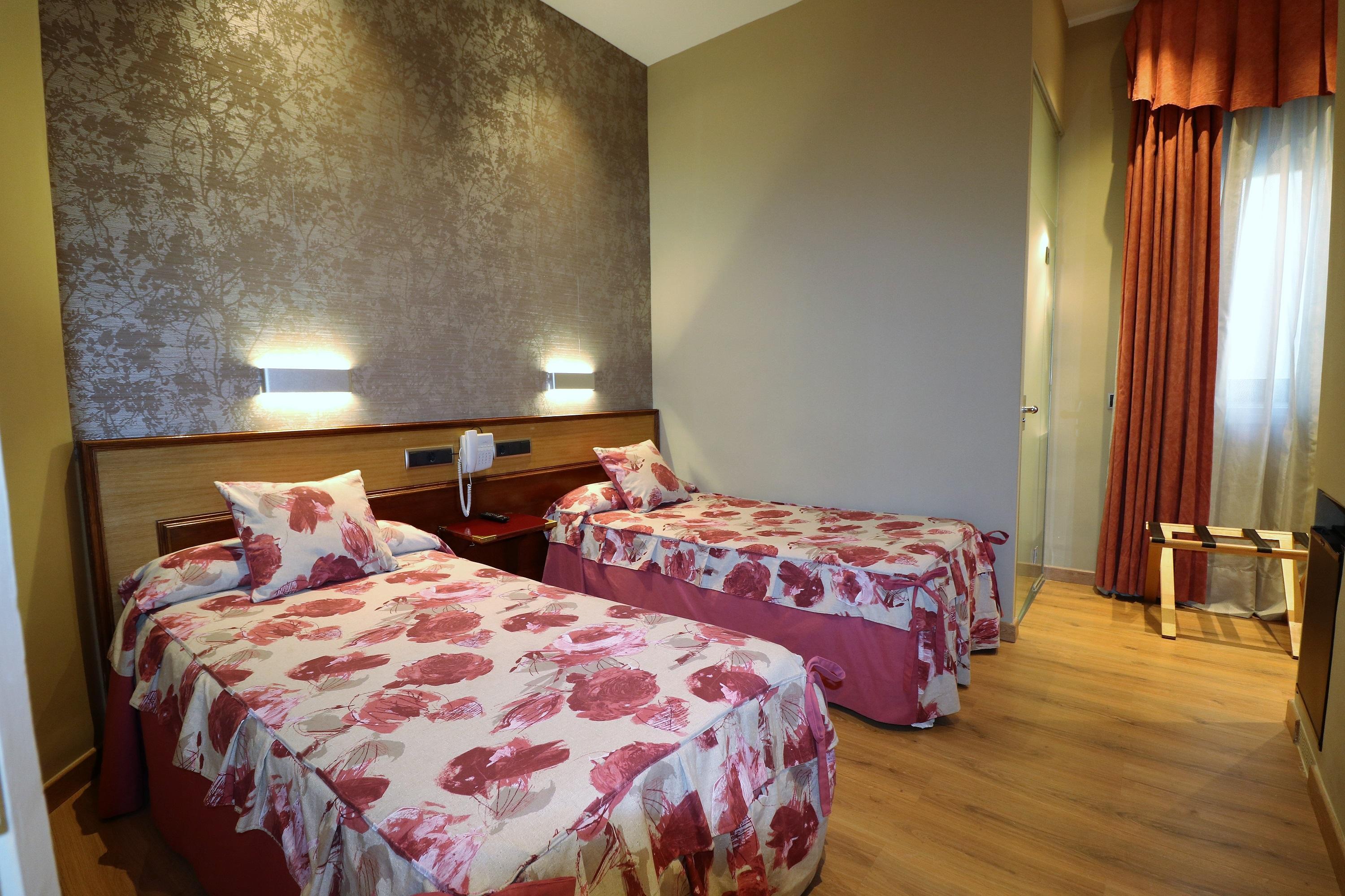 Hostal Hispano - Argentino Gran Via Madrid Luaran gambar