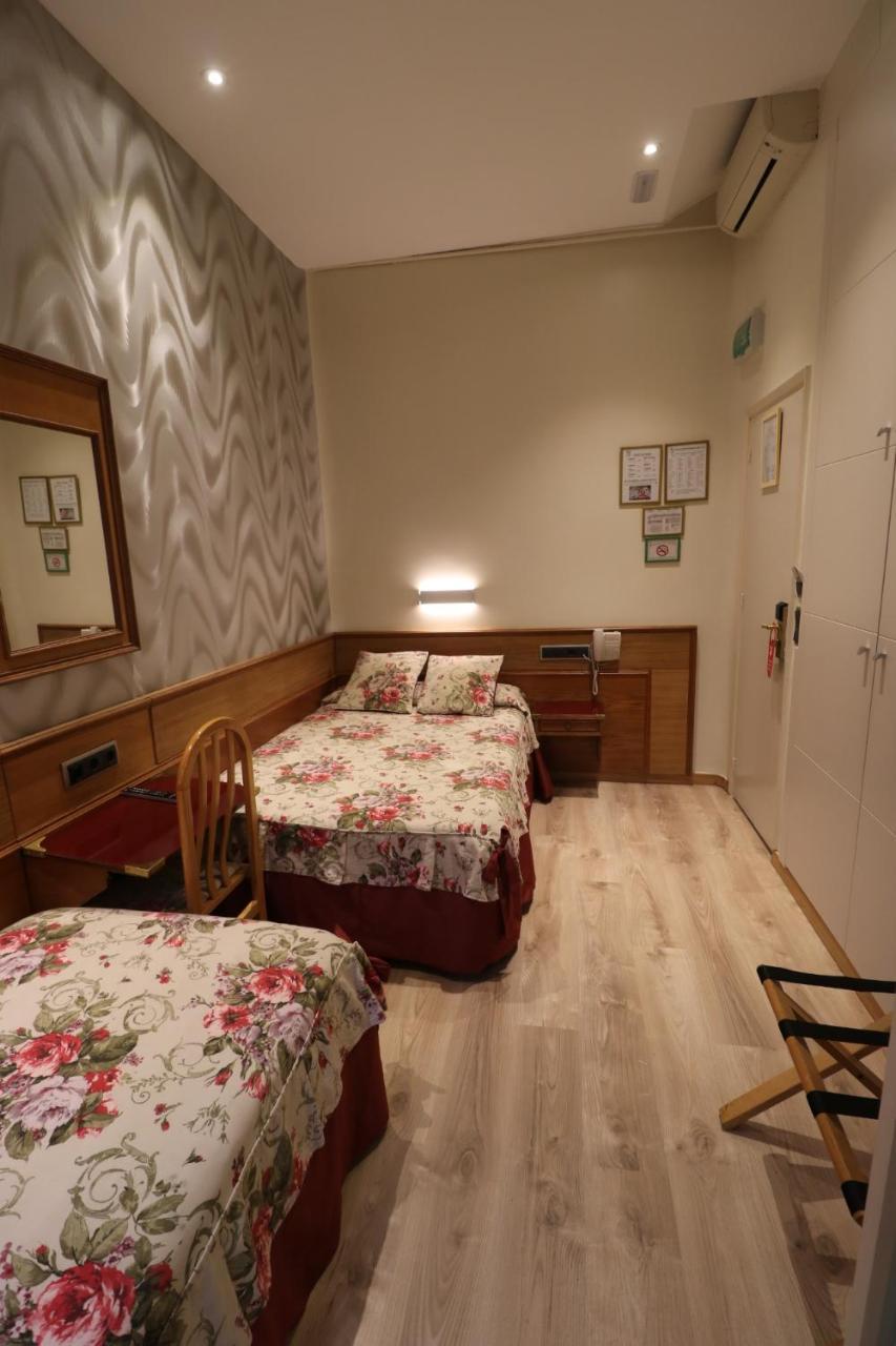Hostal Hispano - Argentino Gran Via Madrid Luaran gambar
