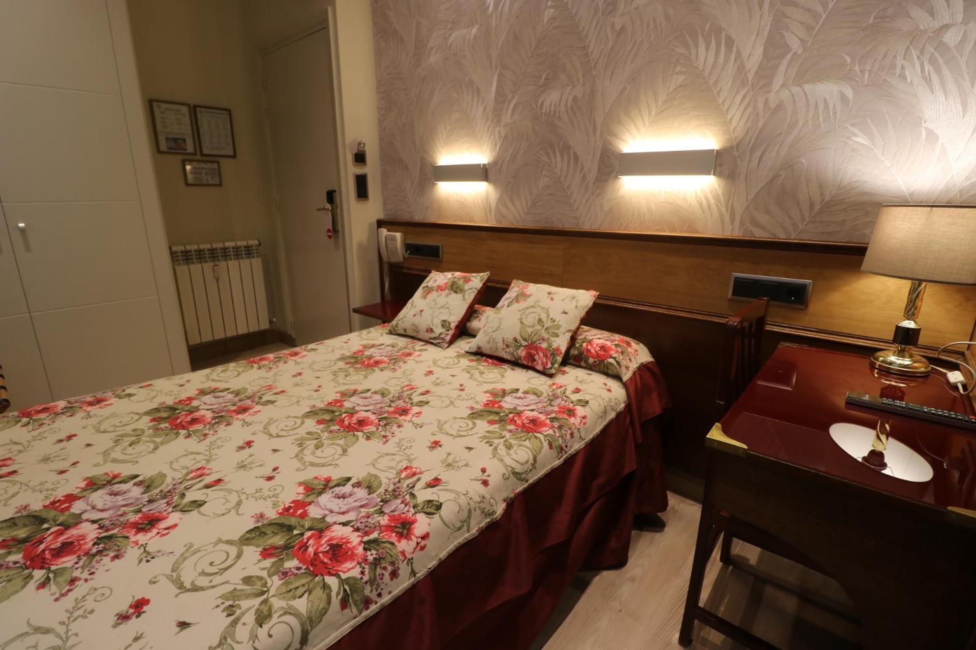 Hostal Hispano - Argentino Gran Via Madrid Luaran gambar