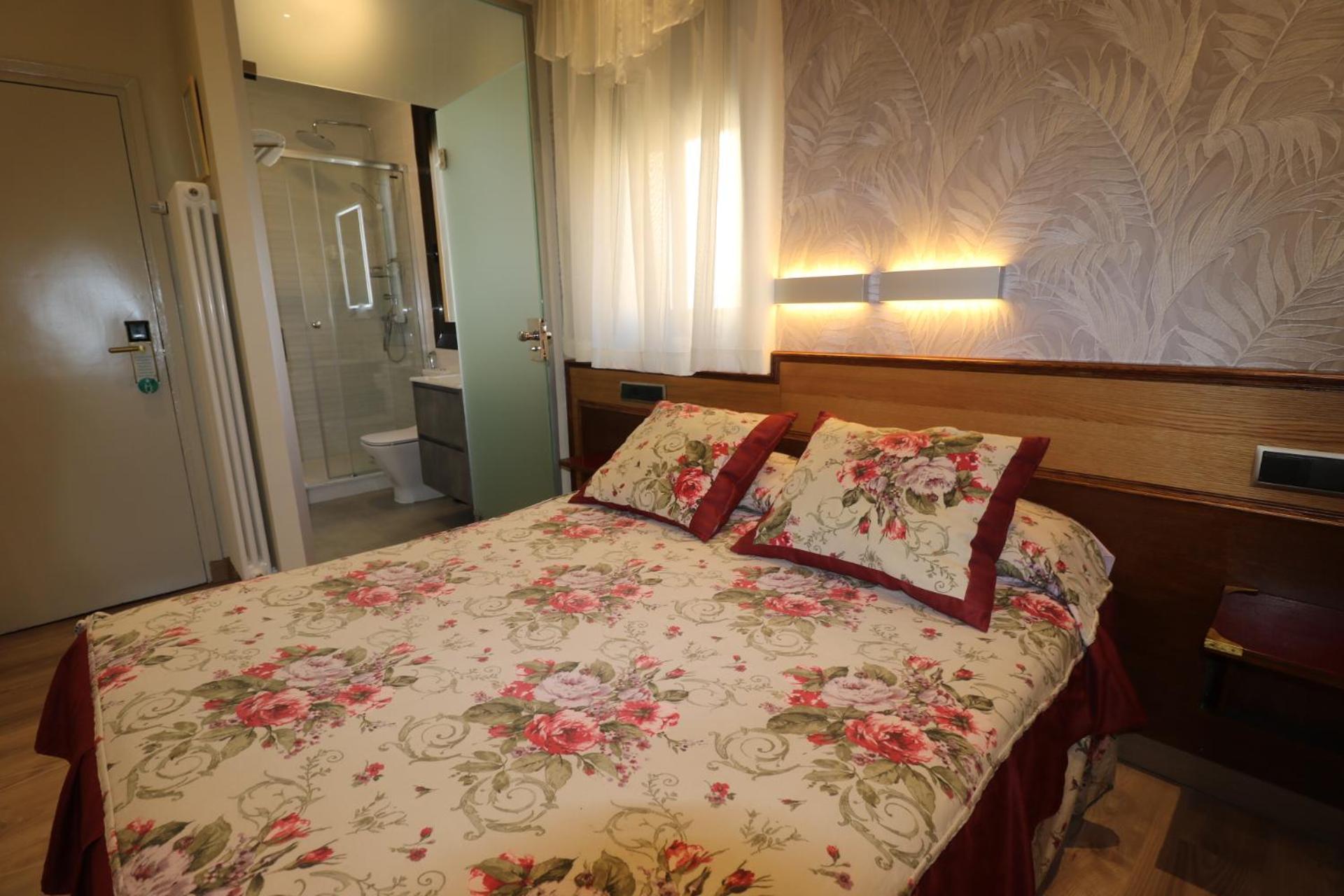 Hostal Hispano - Argentino Gran Via Madrid Luaran gambar